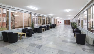 Hotelová akadémia Ľudovíta Wintera - Piešťany Moderná škola s krédom profesionality